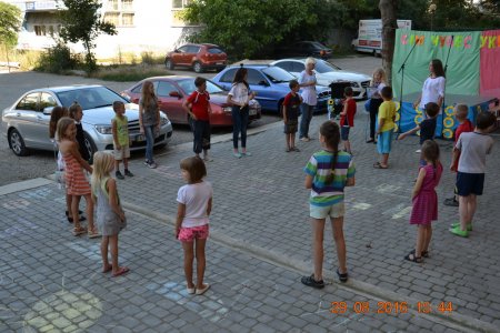 Концертно-ігрова програма «Сім чудес України» у дитячо-юнацькому центрі