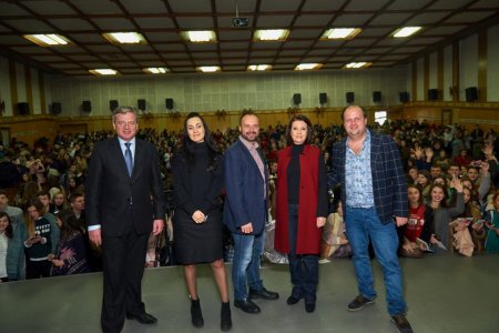 Мазур розповіла, чому цінує своє сільське походження, а Бронюк – про те, як працював із Гройсманом