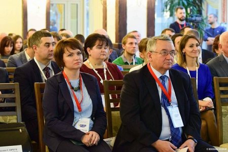 В Івано-Франківську проходить ІІІ Міжнародний інвестиційно-економічний форум