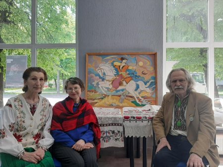 В Народному домі "Княгинин" відбулась зустріч з відомим художником-графіком Геннадієм Гриценком