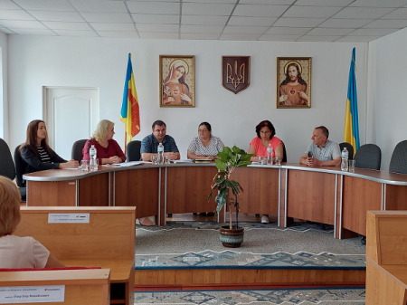 Спеціалісти Держпродспоживслужби провели навчальний семінар для посадових осіб територіальних громад Рожнятівщини 