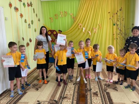 СПОРТИВНІ РОЗВАГИ З НАГОДИ ВІДЗНАЧЕННЯ МІЖНАРОДНОГО ДНЯ ОСІБ З ІНВАЛІДНІСТЮ. 